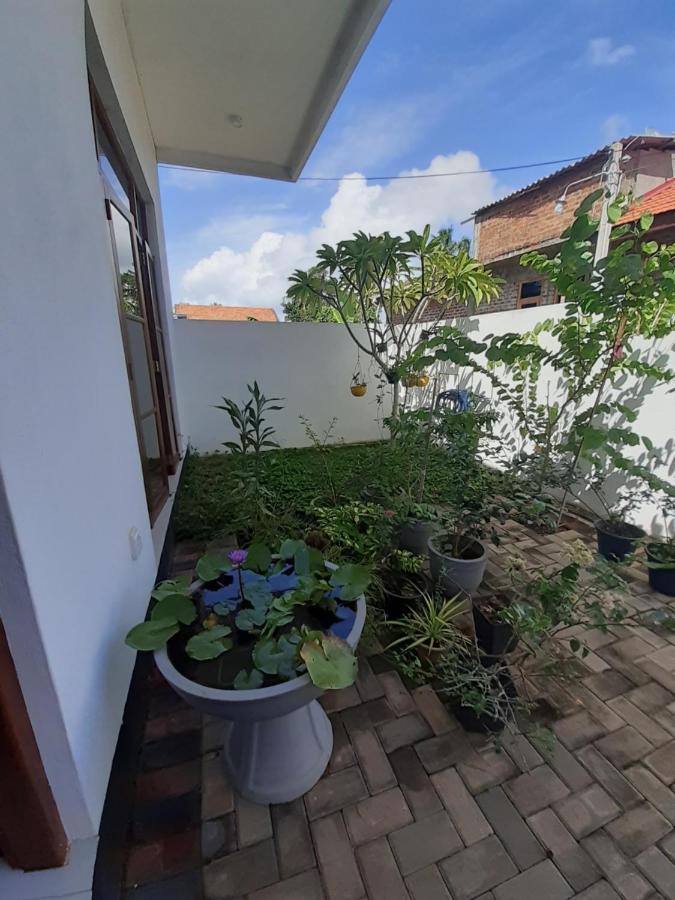 Ever Green Villa Negombo Buitenkant foto