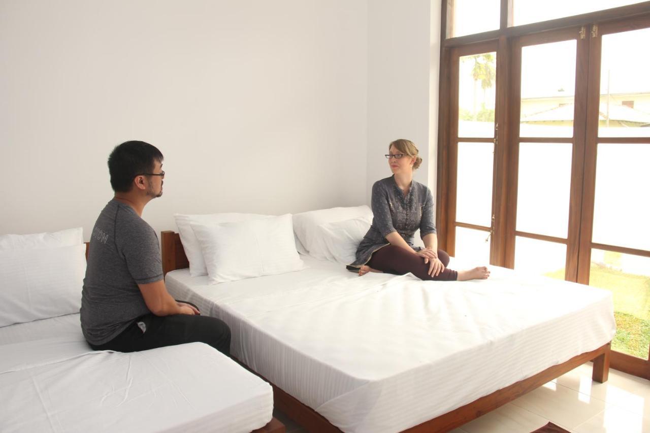 Ever Green Villa Negombo Buitenkant foto