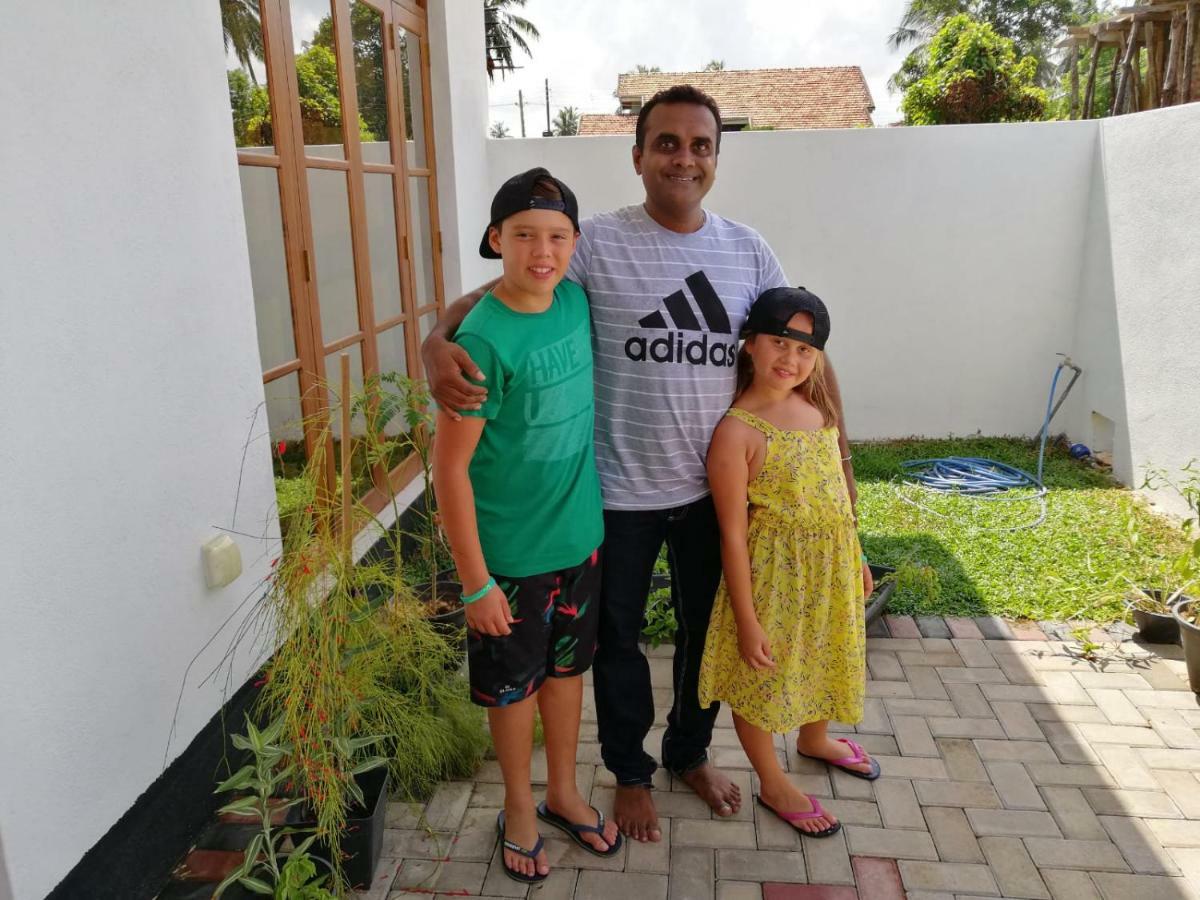 Ever Green Villa Negombo Buitenkant foto
